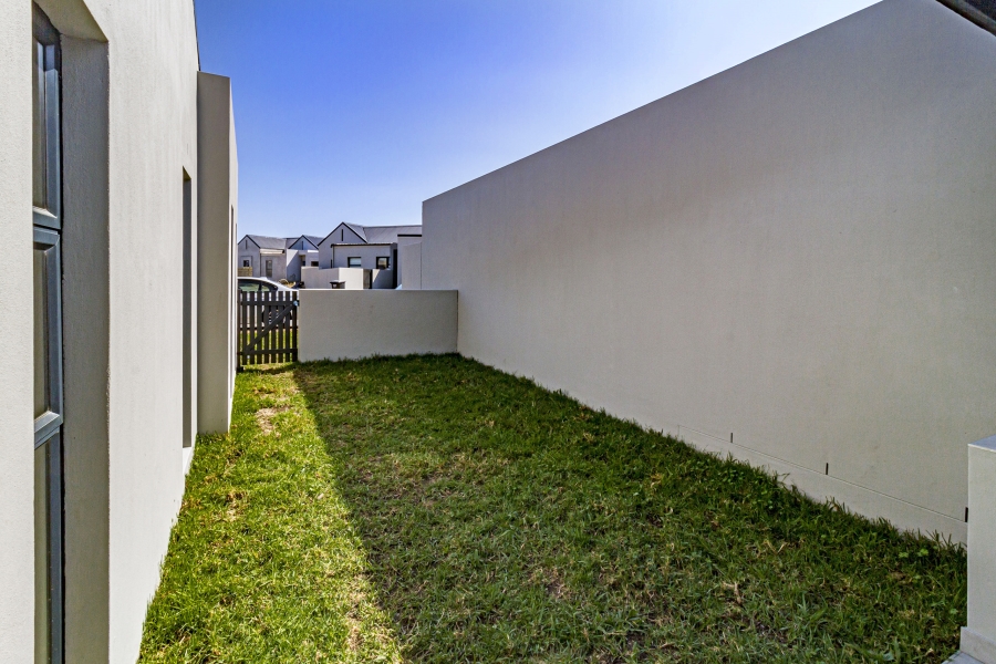 3 Bedroom Property for Sale in Aan de Wijnlanden Western Cape